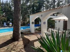vue sur le patio et la piscine cliquez ici pour agrandir les photos de cette location à cap_d_agde
